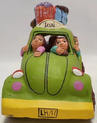 Coccinelle Taxi Péruvien en Céramique — Vorschaubild 3