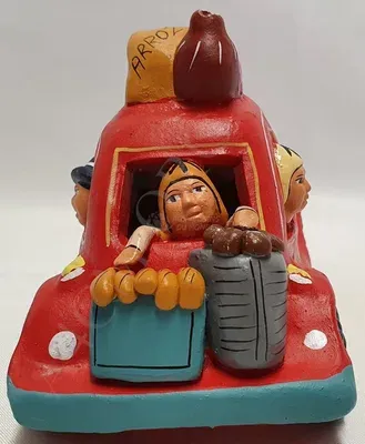 Coccinelle Taxi Péruvien en Céramique — Vorschaubild 8