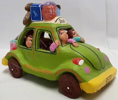 Coccinelle Taxi Péruvien en Céramique — Vorschaubild 1