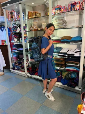 Robe Tatiana Bleu Vif Manches Courtes en Coton — Miniature 2