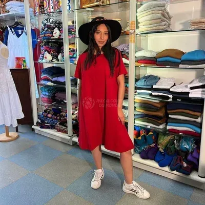 Robe Tatiana Rouge Vif Manches Courtes en Coton — Thumbnail 2