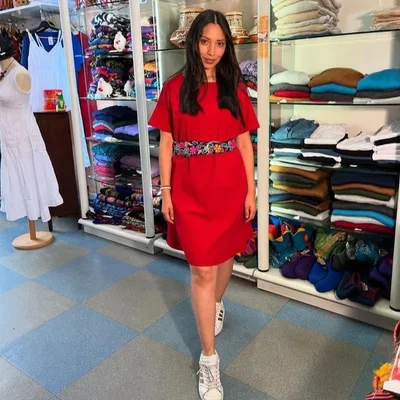 Robe Tatiana Rouge Vif Manches Courtes en Coton